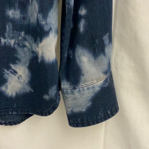 Current/Elliott Thunderstorm Navy Tie-dye Button-down Shirt in Size 1 (=6), NWOT - Picture 5 of 9